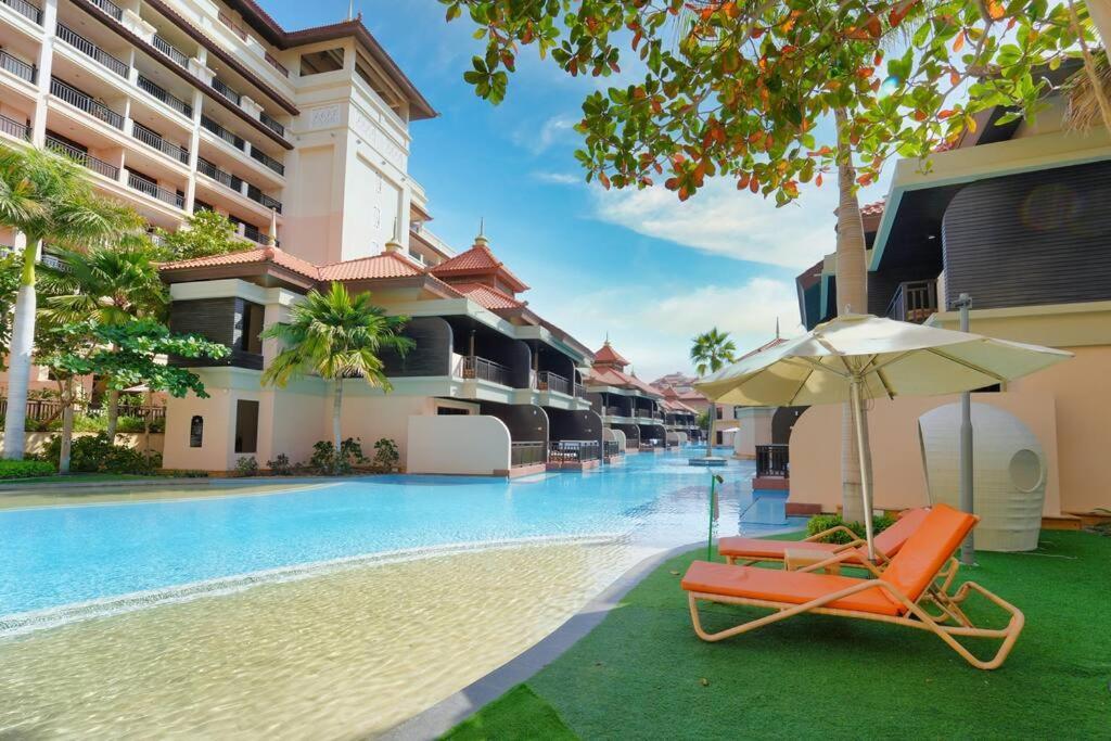 First Class 1br In Royale On The Palm Apartment